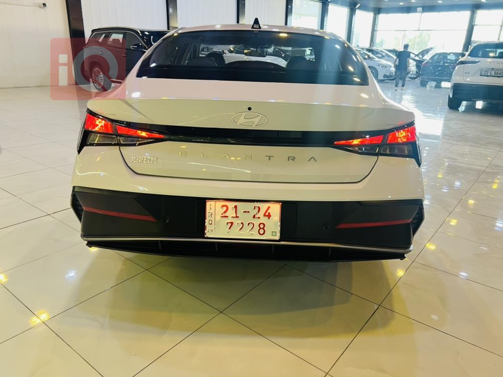 هیوندای ئەلەنترا